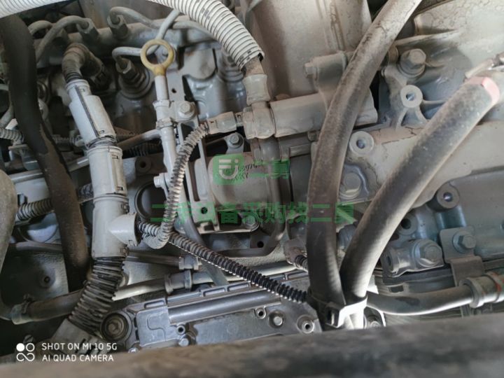 出售解放j6p錫柴280馬力前四后四9.6米載貨車