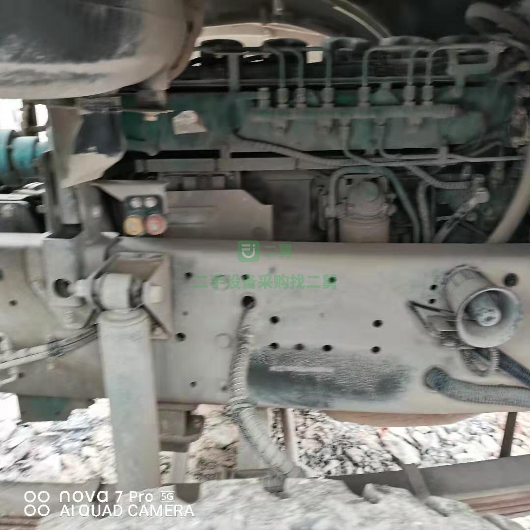 出售一臺18年國五豪沃攪拌車，大20方，亞特上裝