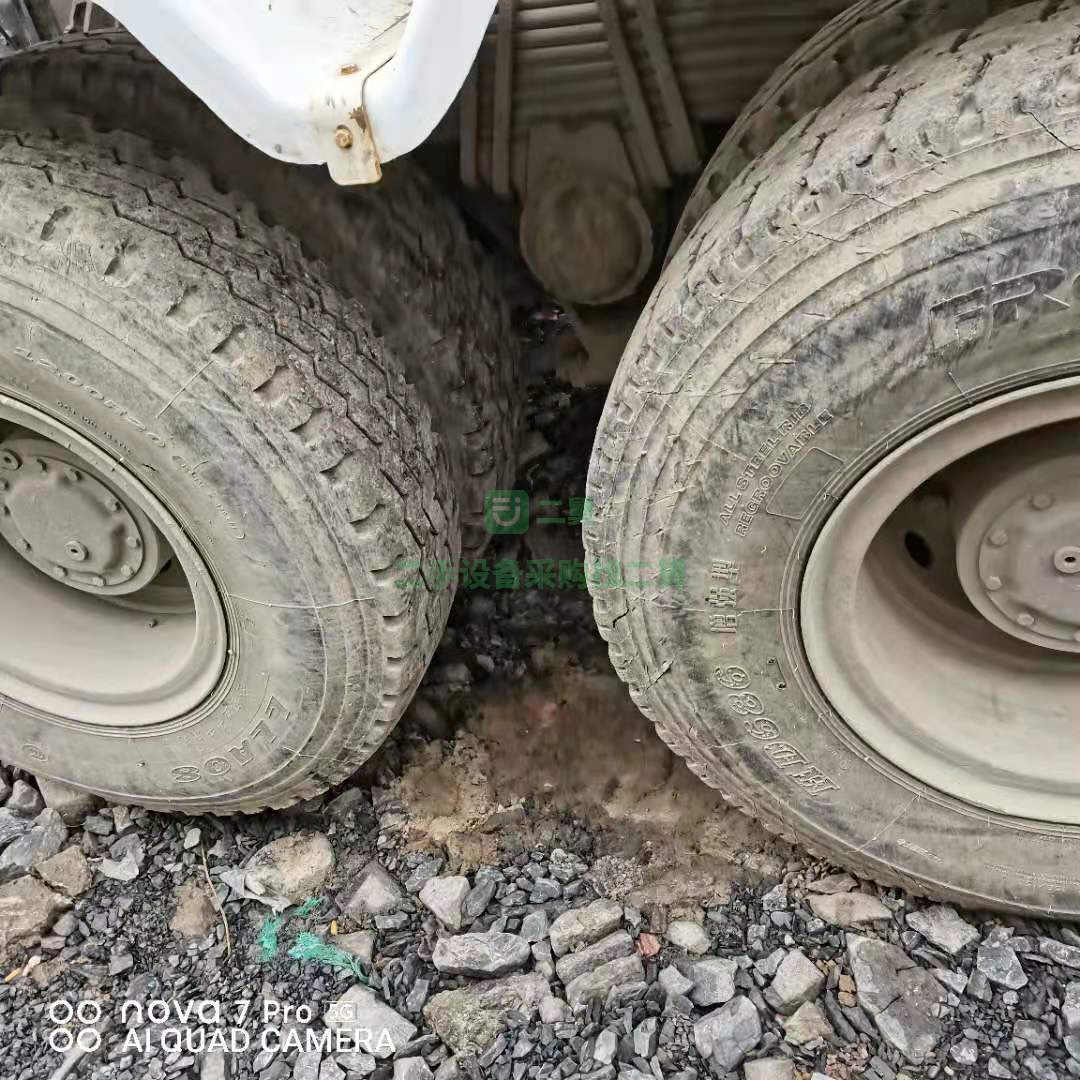 出售一臺18年國五豪沃攪拌車，大20方，亞特上裝
