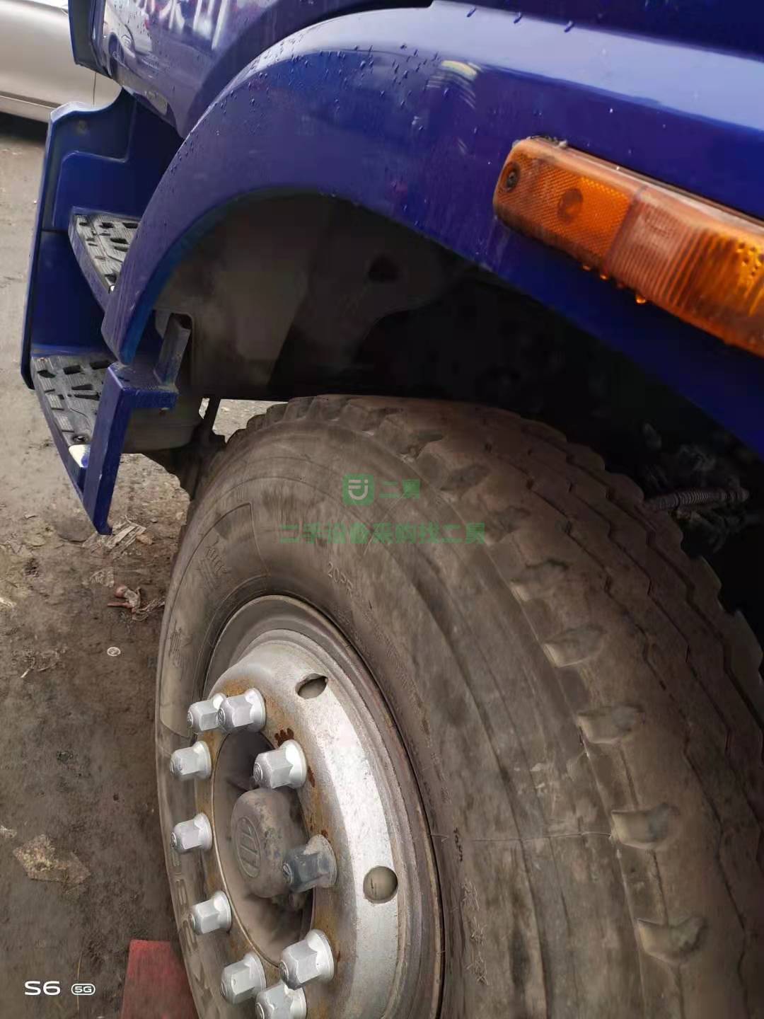 出售多臺19年4月歐曼ETX牽引車
