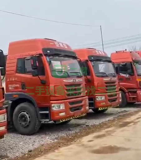 急售多臺18年悍V 400馬力牽引車 一個公司下線車