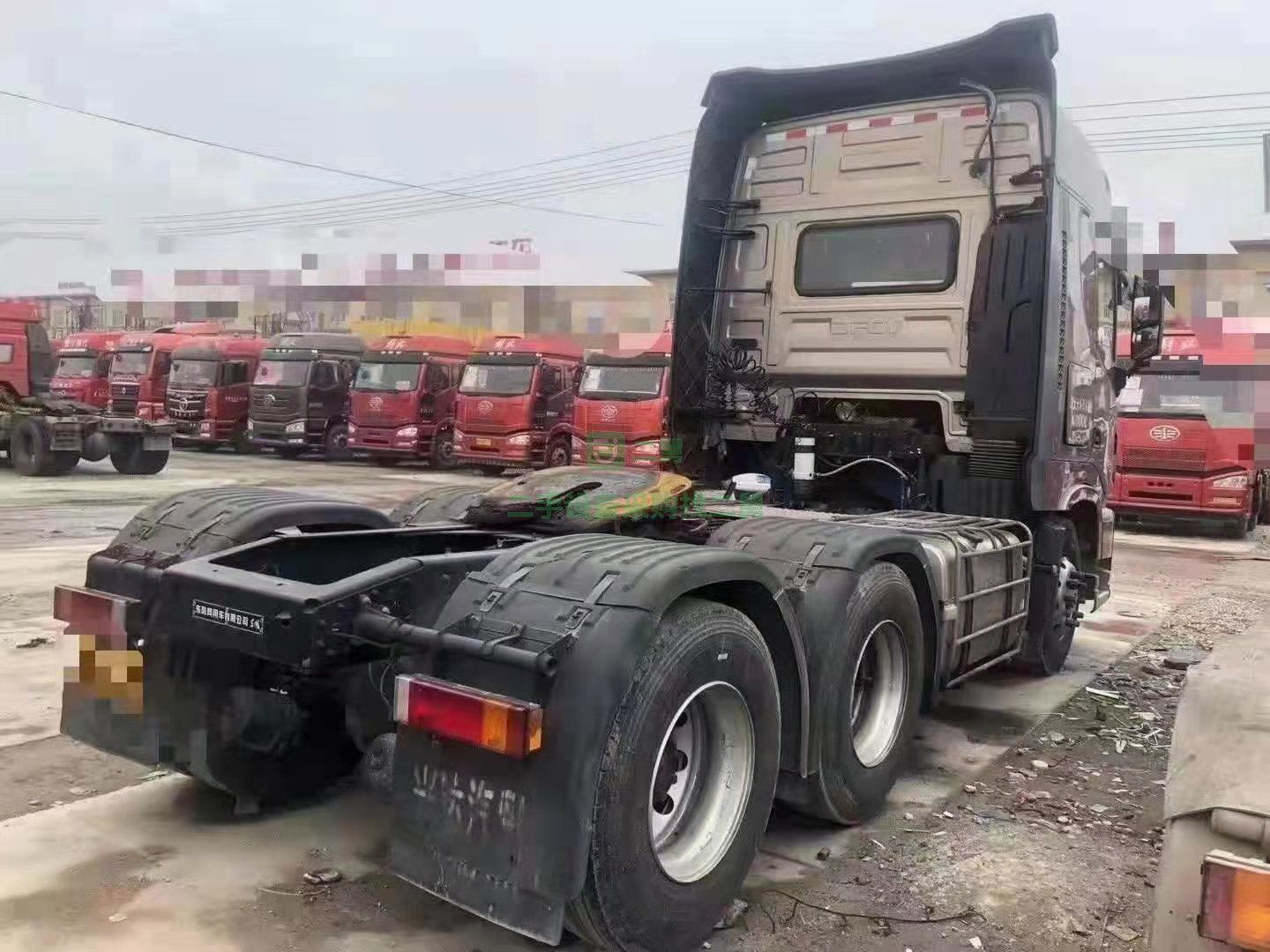急售一臺19年520馬力精品原版車牽引車，帶液緩，實表九萬公里
