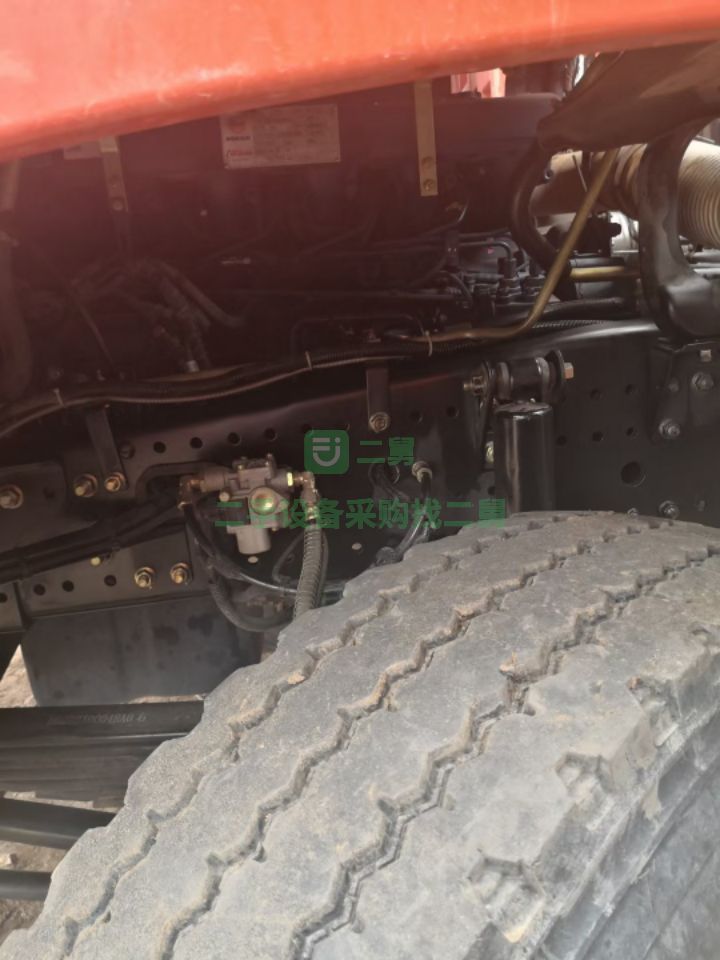 出售無手續國五礦山版歐曼后八輪自卸車