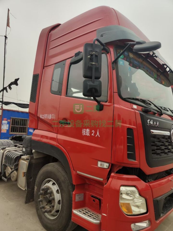 出售一輛19年7月份東風天龍450馬力牽引車，車況原版