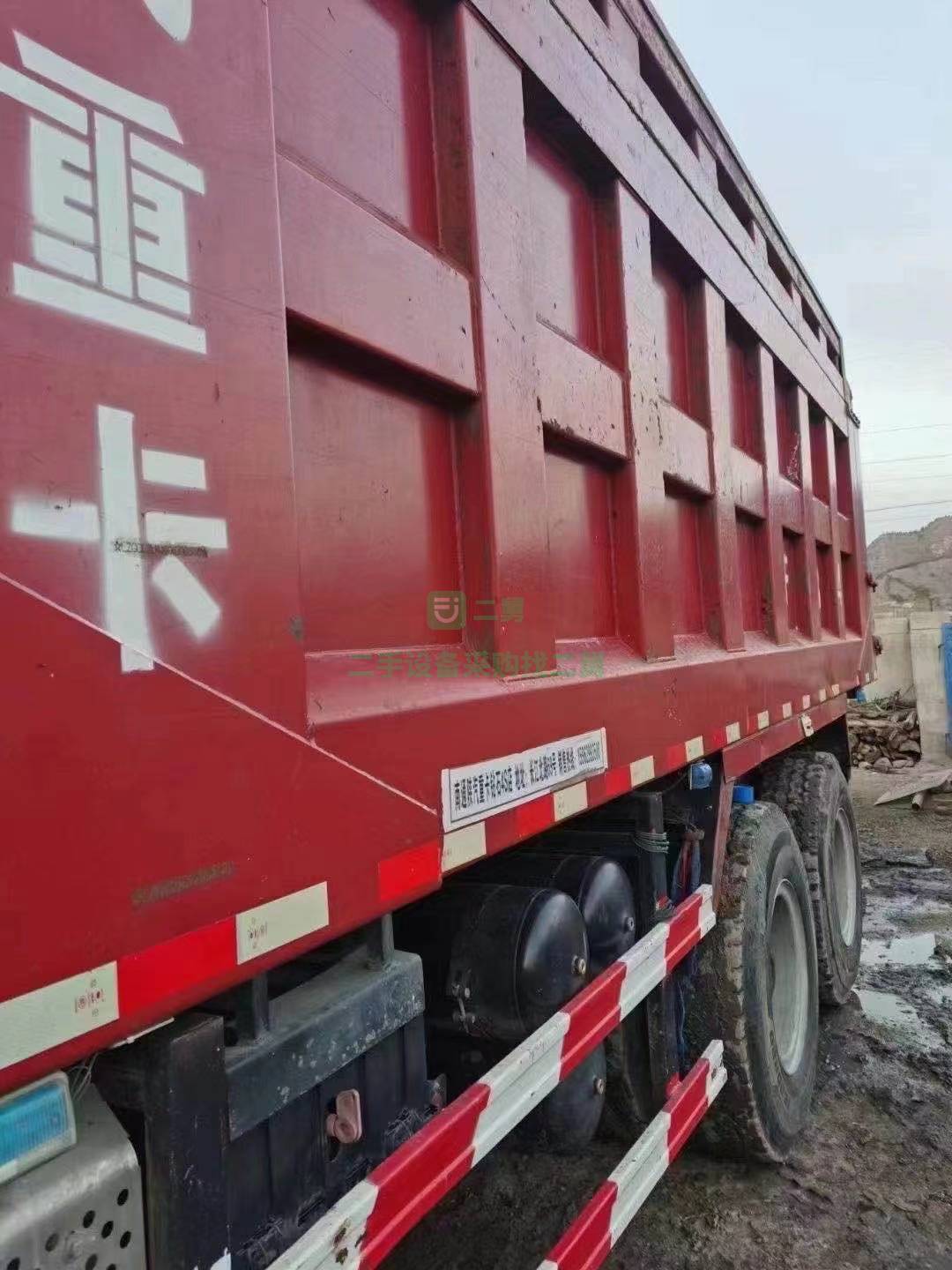 急售一臺最新款德龍X3000自卸車,19年9月上照，汽貿扣押車