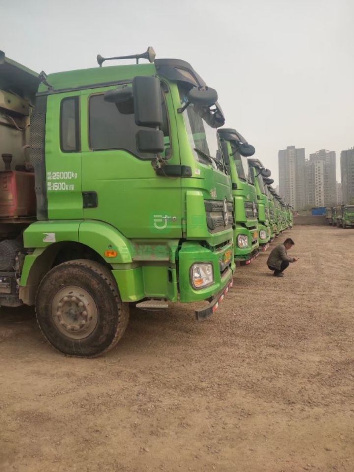 出售二手的國五陜汽德龍M3000自卸車