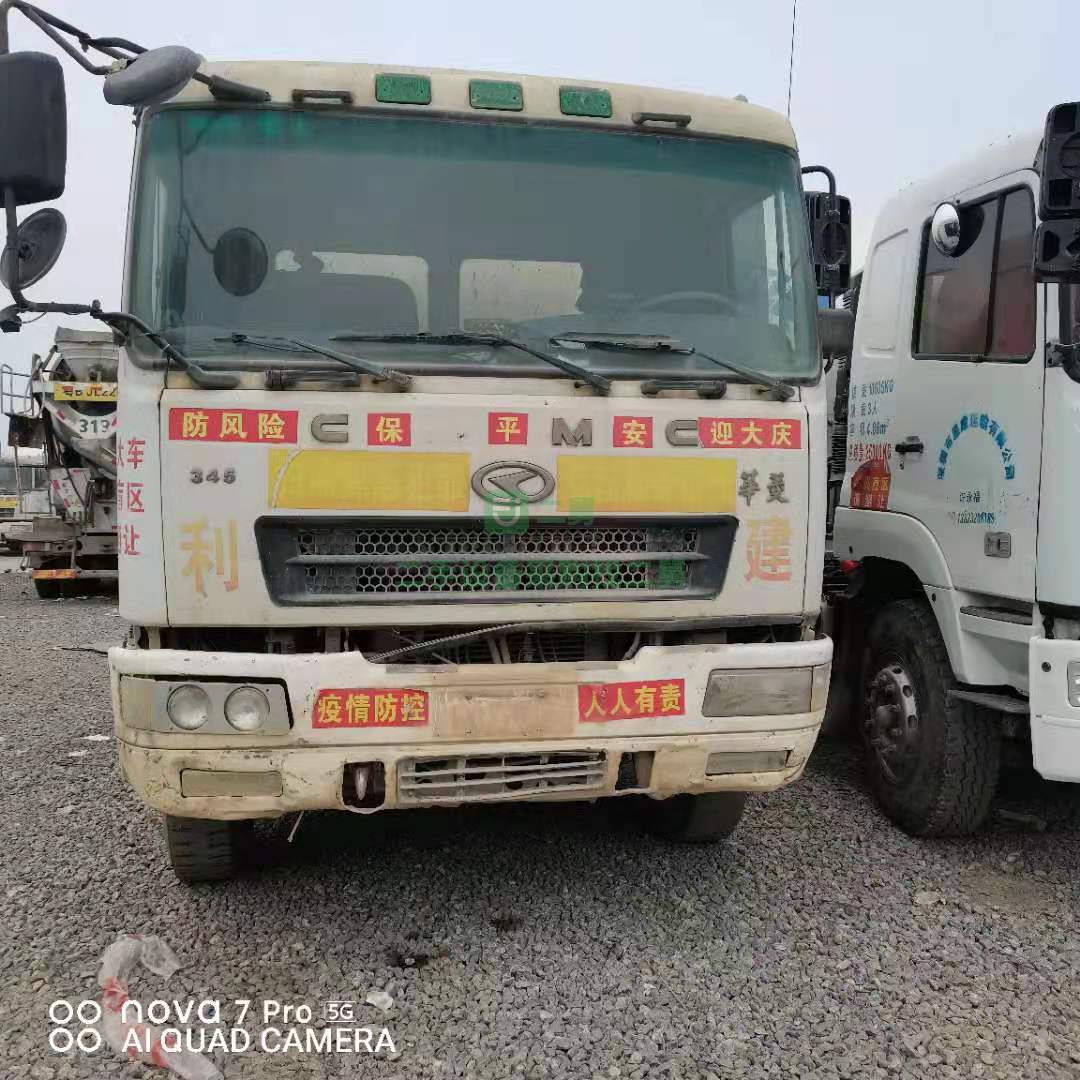 急售一臺(tái)17年國(guó)五10方罐攪拌車(chē)，星馬上裝