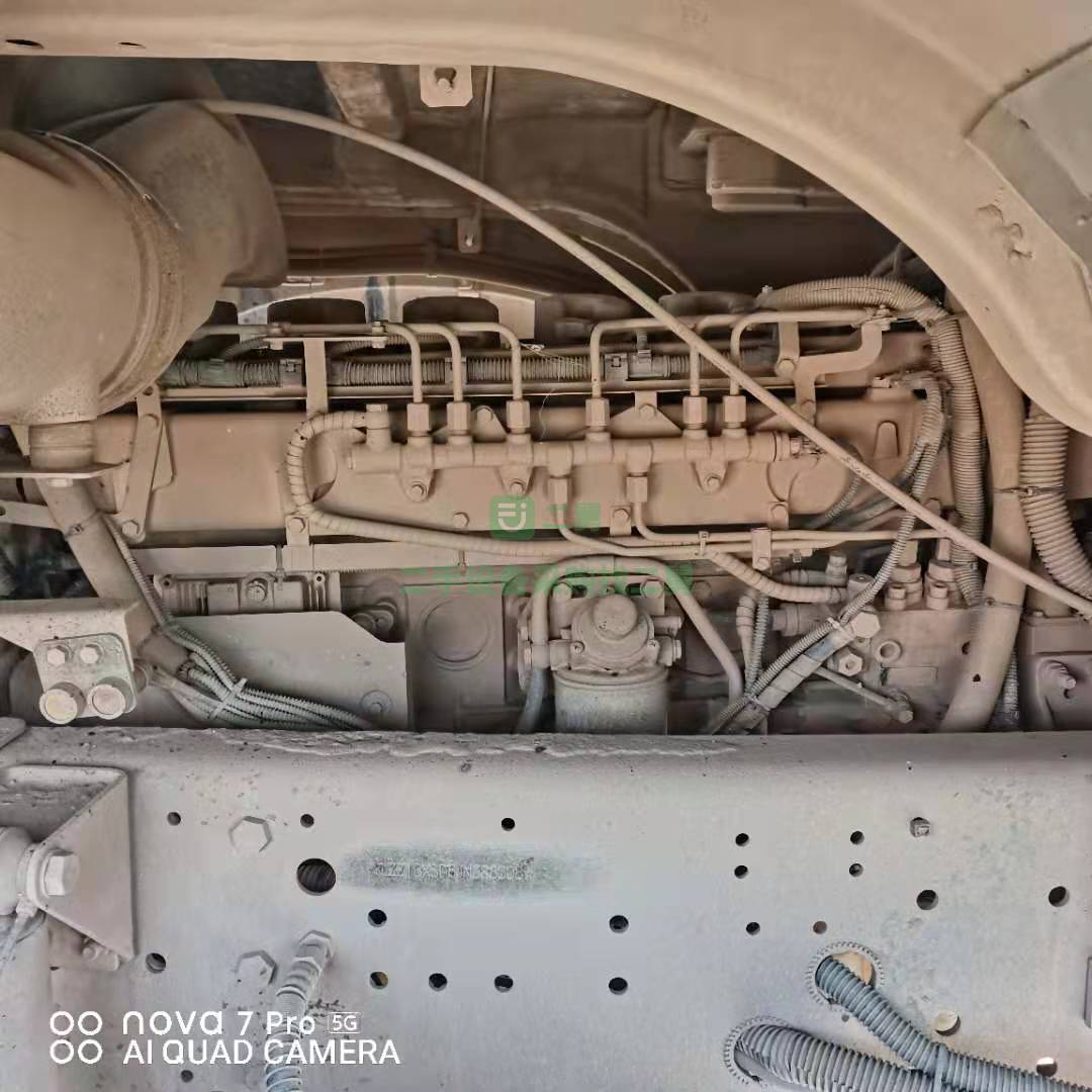 急售一臺精品18年豪沃大20方攪拌車，380馬力