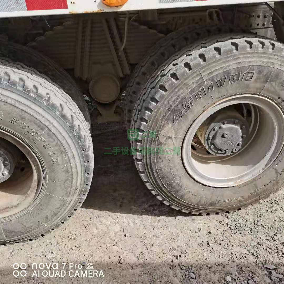 出售精品19年國五豪沃攪拌車 配備三一上裝