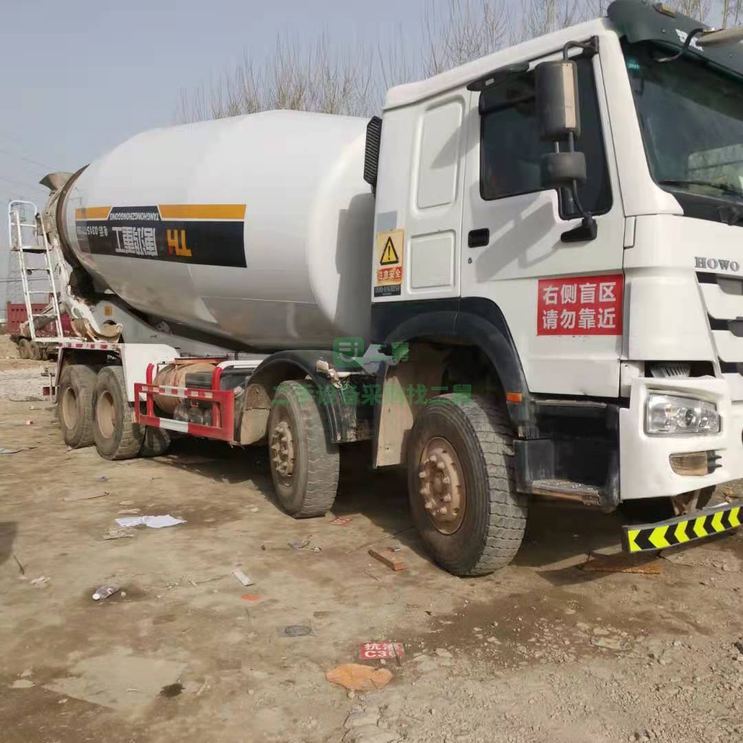 出售一臺18年豪沃國五，唐鴻上莊攪拌車，大二十方