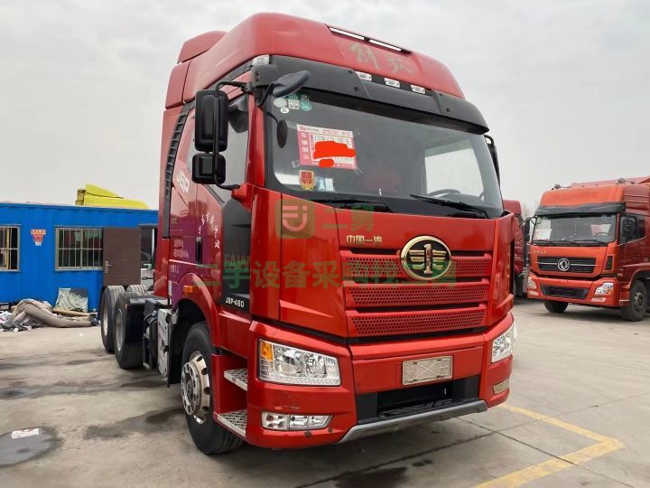 出售17年新款460馬力解放J6P牽引車車況精品