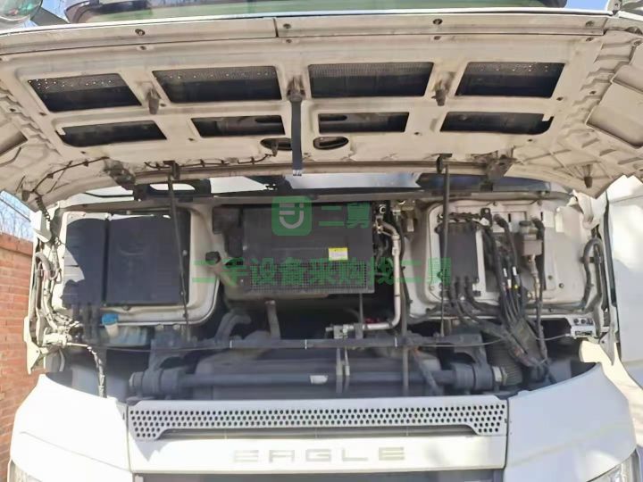 出售19年6月解放J7牽引車，車況精品！550馬力