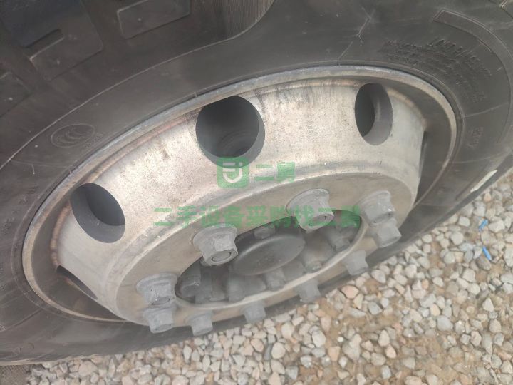 出售18年11月汕德卡540馬力牽引車原車液緩車況精品