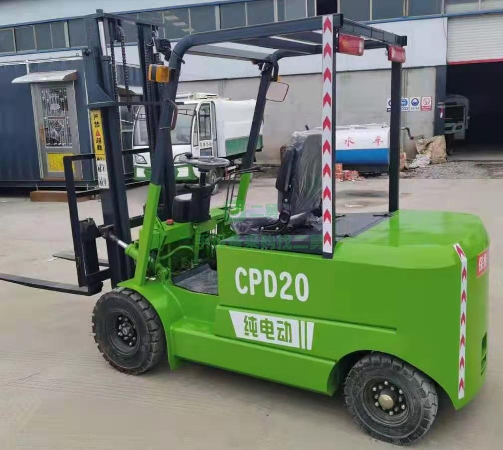 出售一臺純電動叉車，1.5噸，兩噸，三噸，可連續工作5到8小時