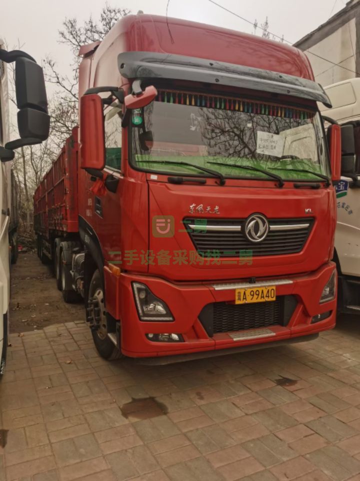 河北出售二手九成新的天龍KL450牽引車