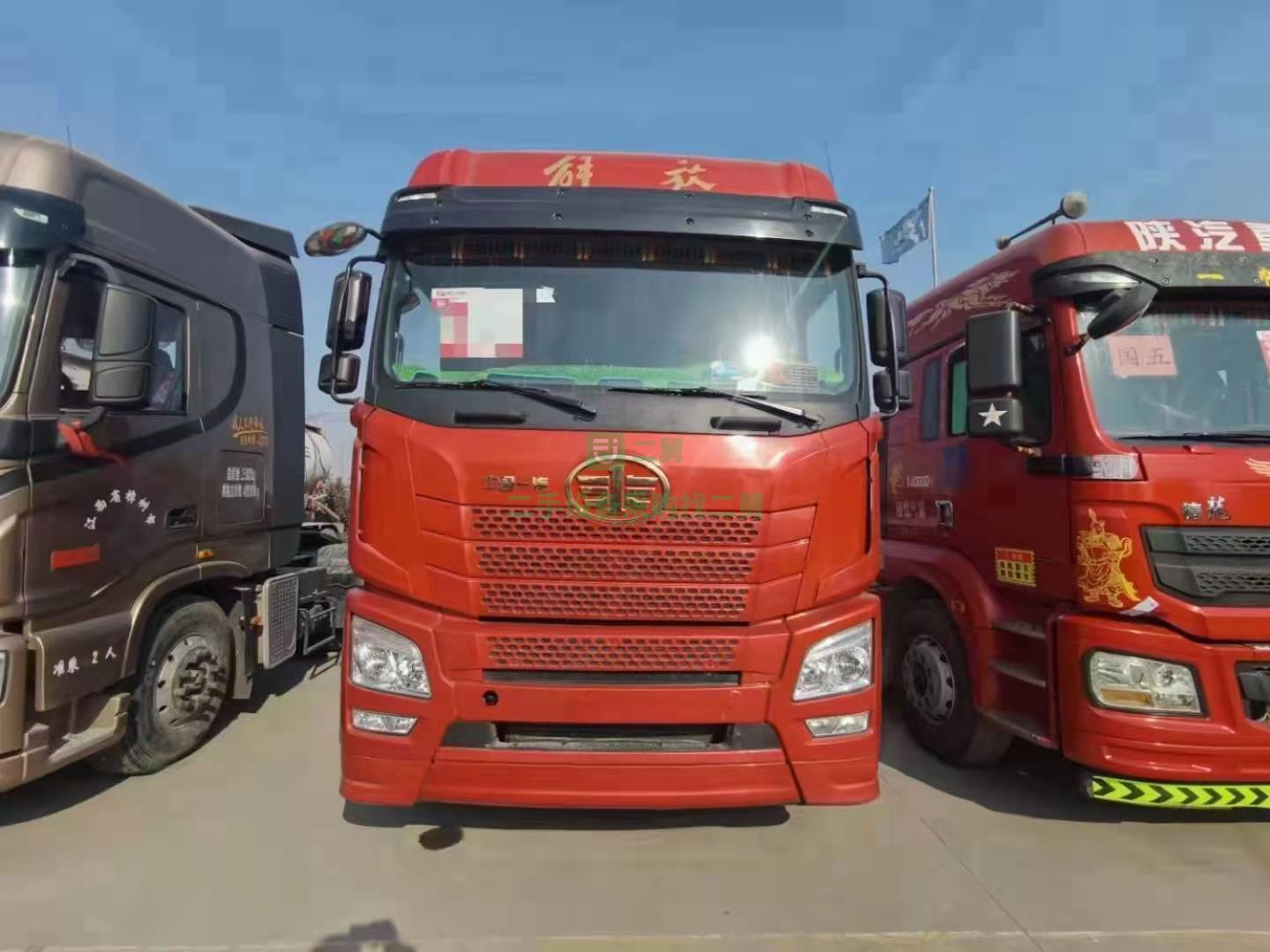 出售19年11月出廠錫柴550馬力領航版牽引車，雙油箱全車免維護車橋