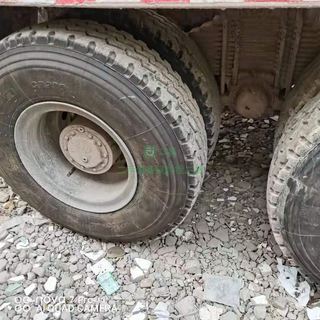 出售一臺15年國四德龍，濰柴發動機攪拌車，336馬力