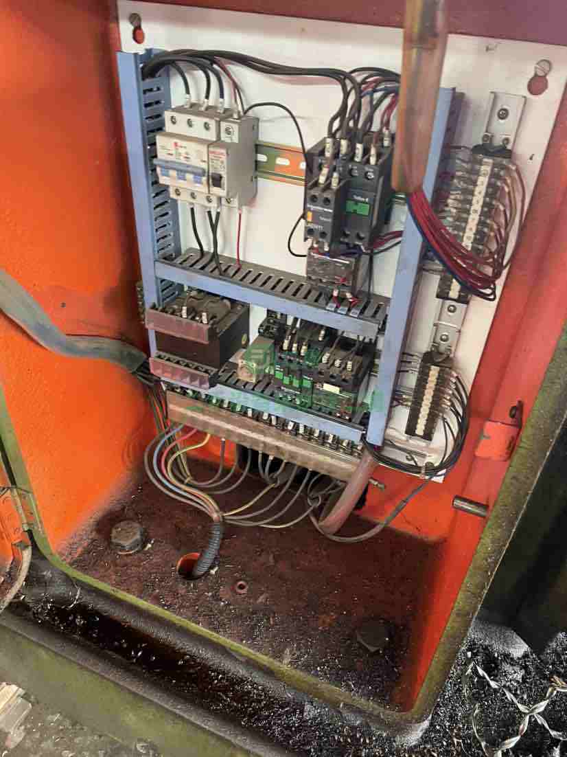 出售北京5032立銑床，九成新，可試機