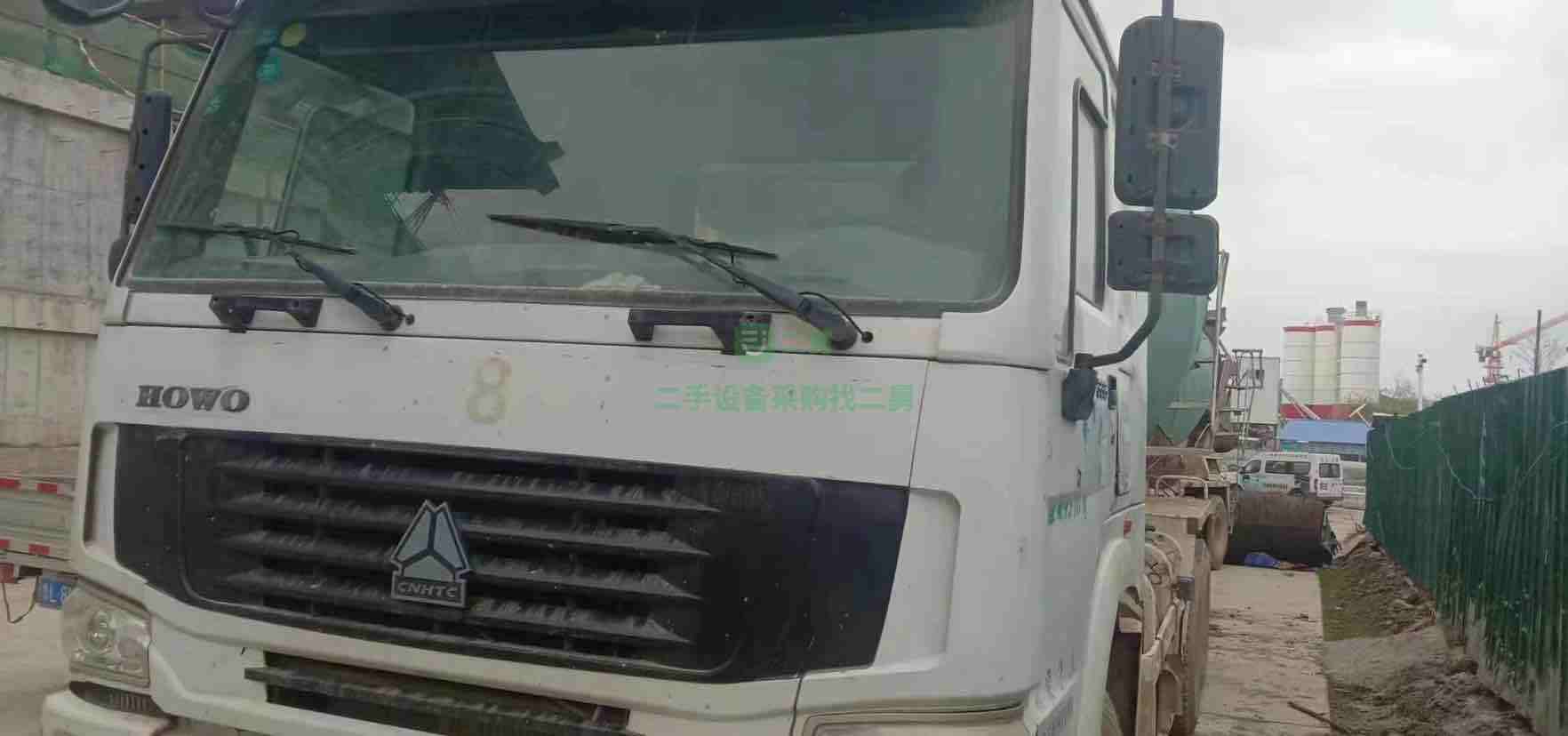 出售13年豪沃攪拌車，國三排放，大14拉16方，車況極品，可提檔