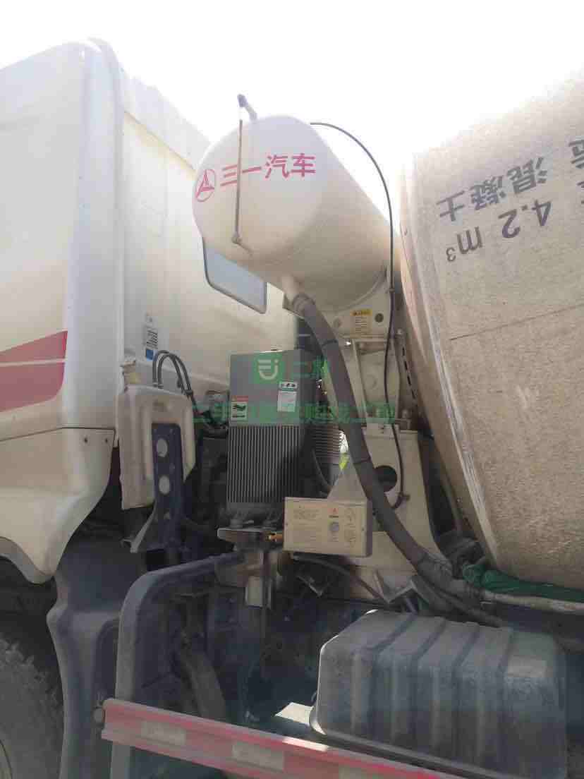 出售19年三一大14方攪拌車，手續(xù)辦提檔過戶，價格便宜