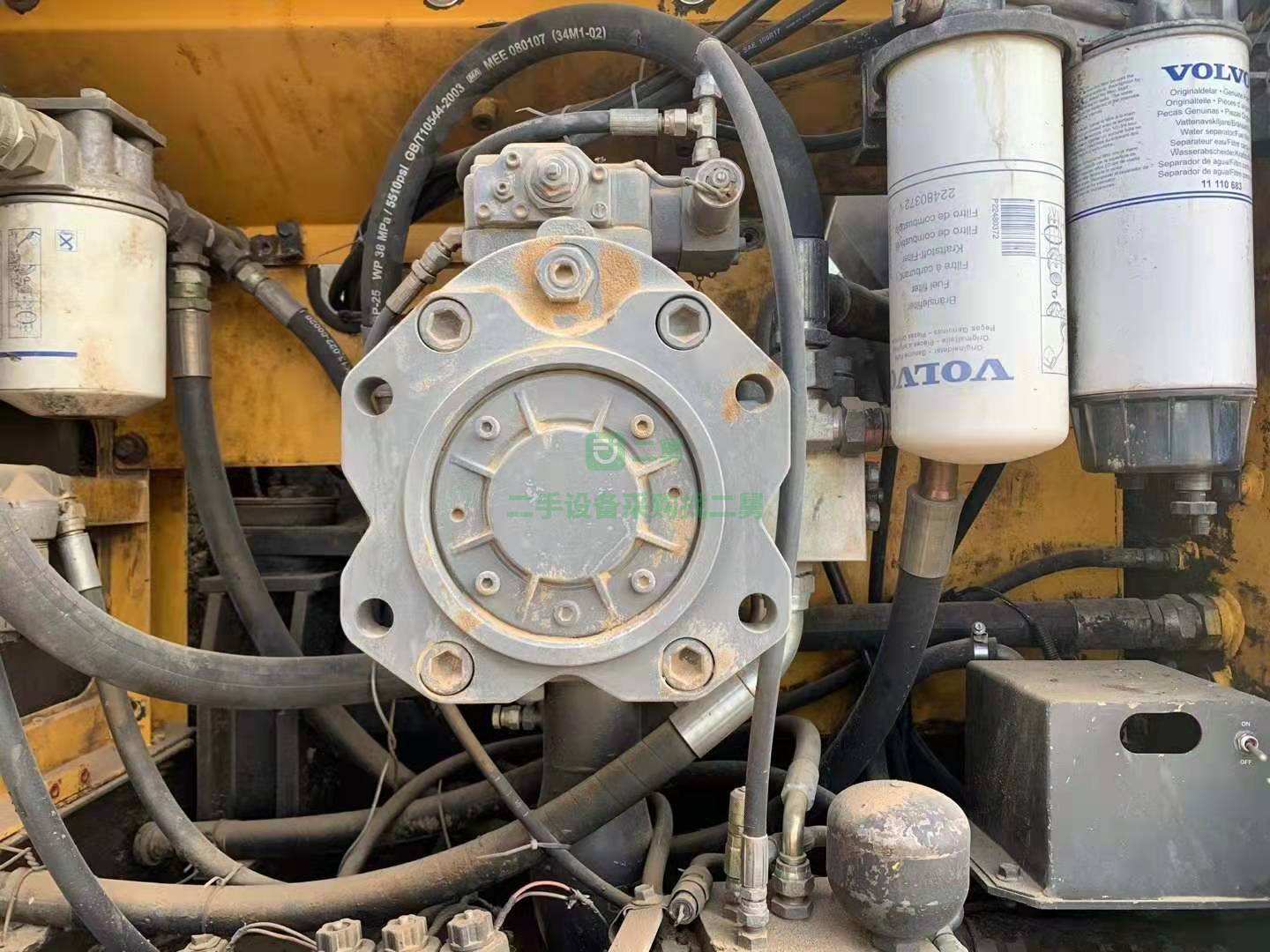 出售12年沃爾沃460挖掘機，全車原版鏈條