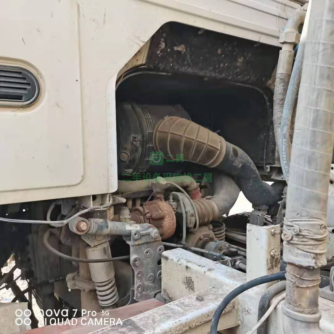 出售一臺11年豪沃大14拉16方攪拌車，亞特上裝
