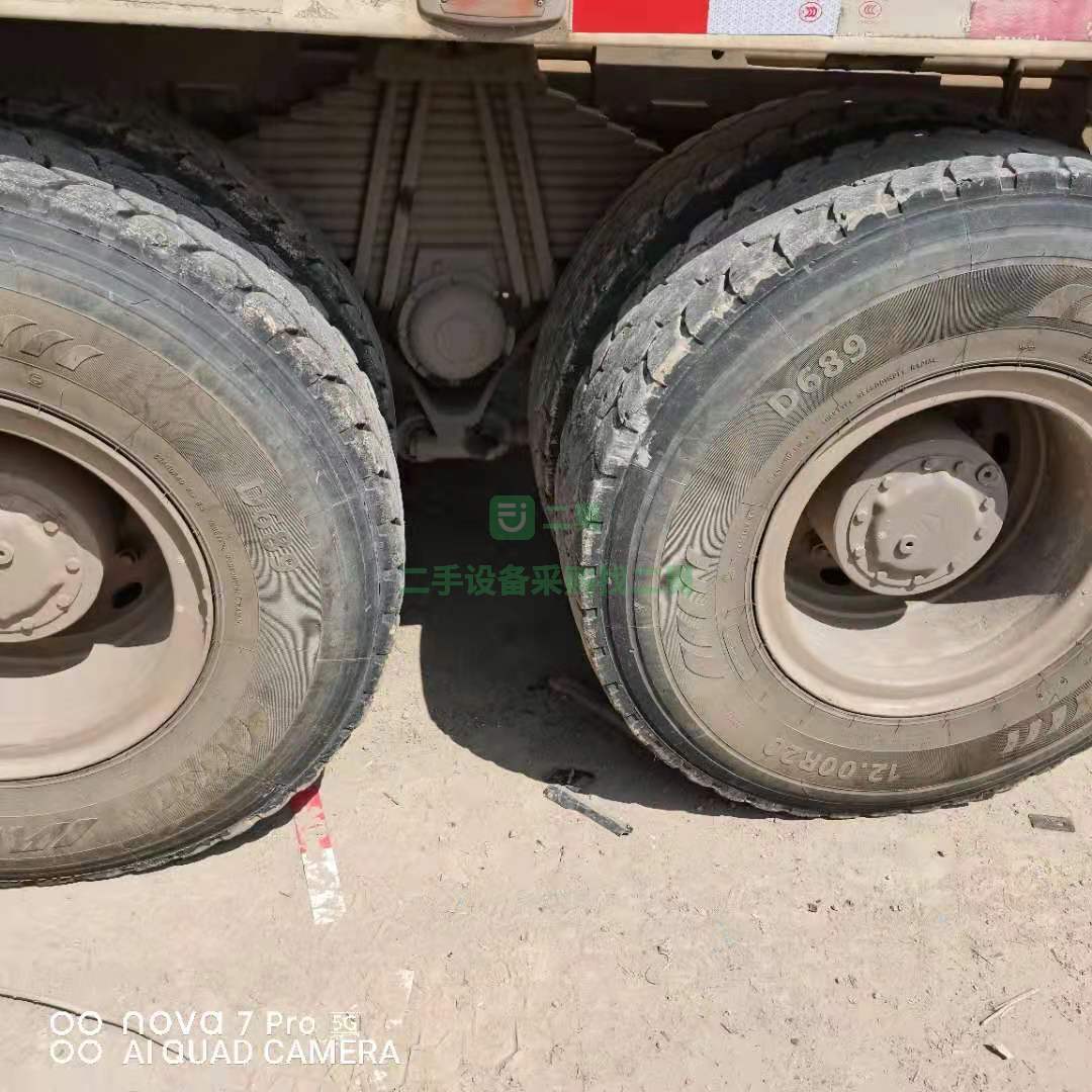 出售一臺17年國五豪沃大14拉16方攪拌車，380馬力