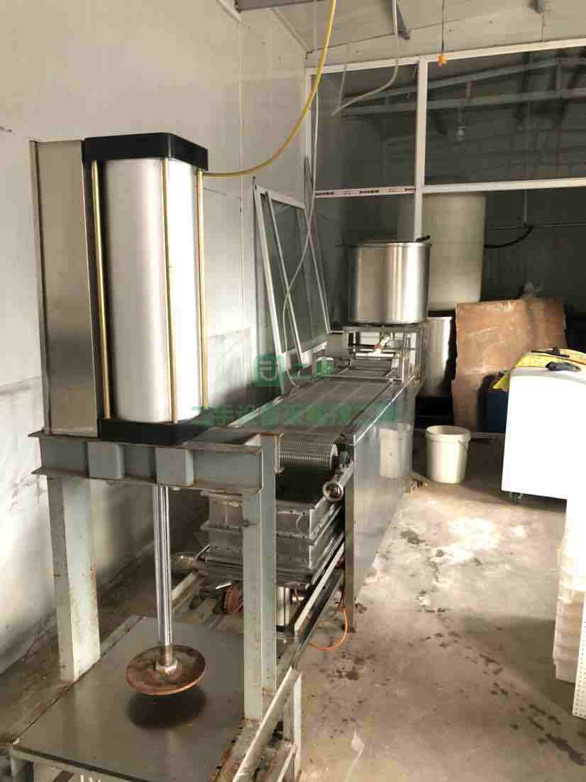 山西出售二手山東鑫豐自動豆腐皮機
