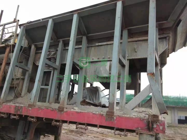 出售二手移動型1416箱式破碎機