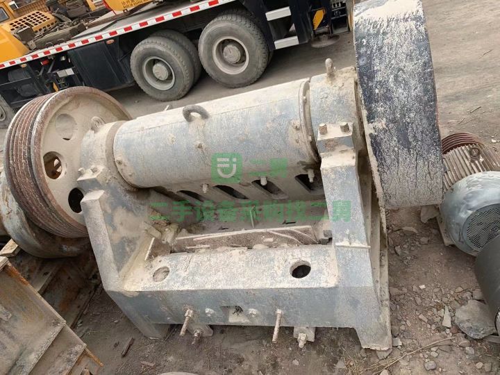 出售二手300/1300型細破帶電機現貨