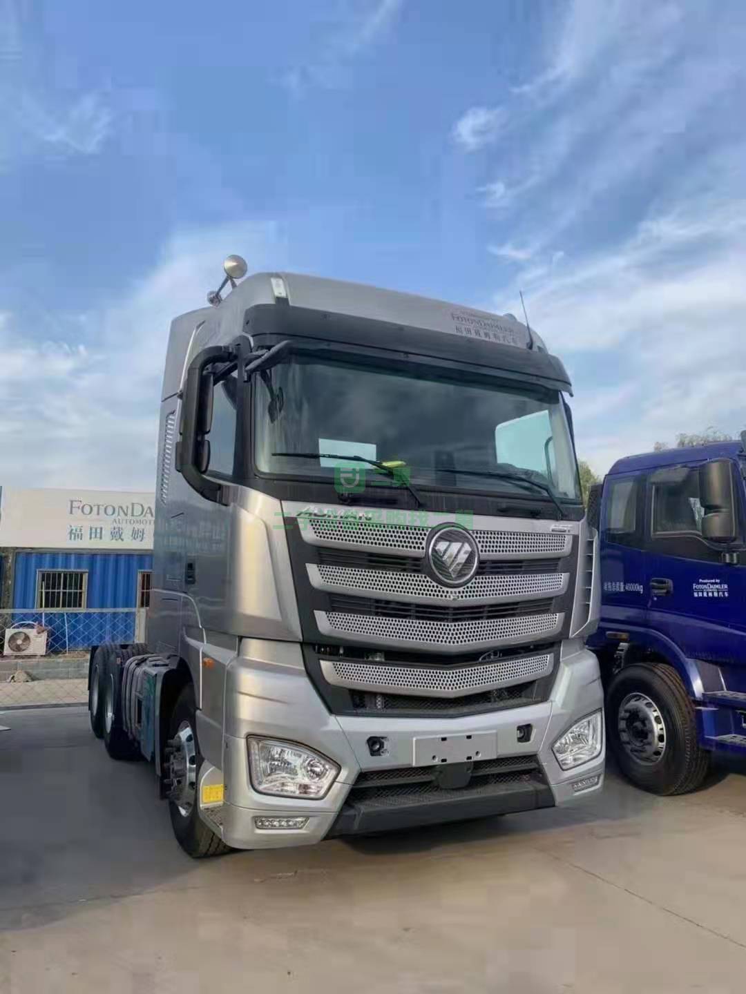 出售一臺歐曼560自動擋帶液緩純新車牽引車