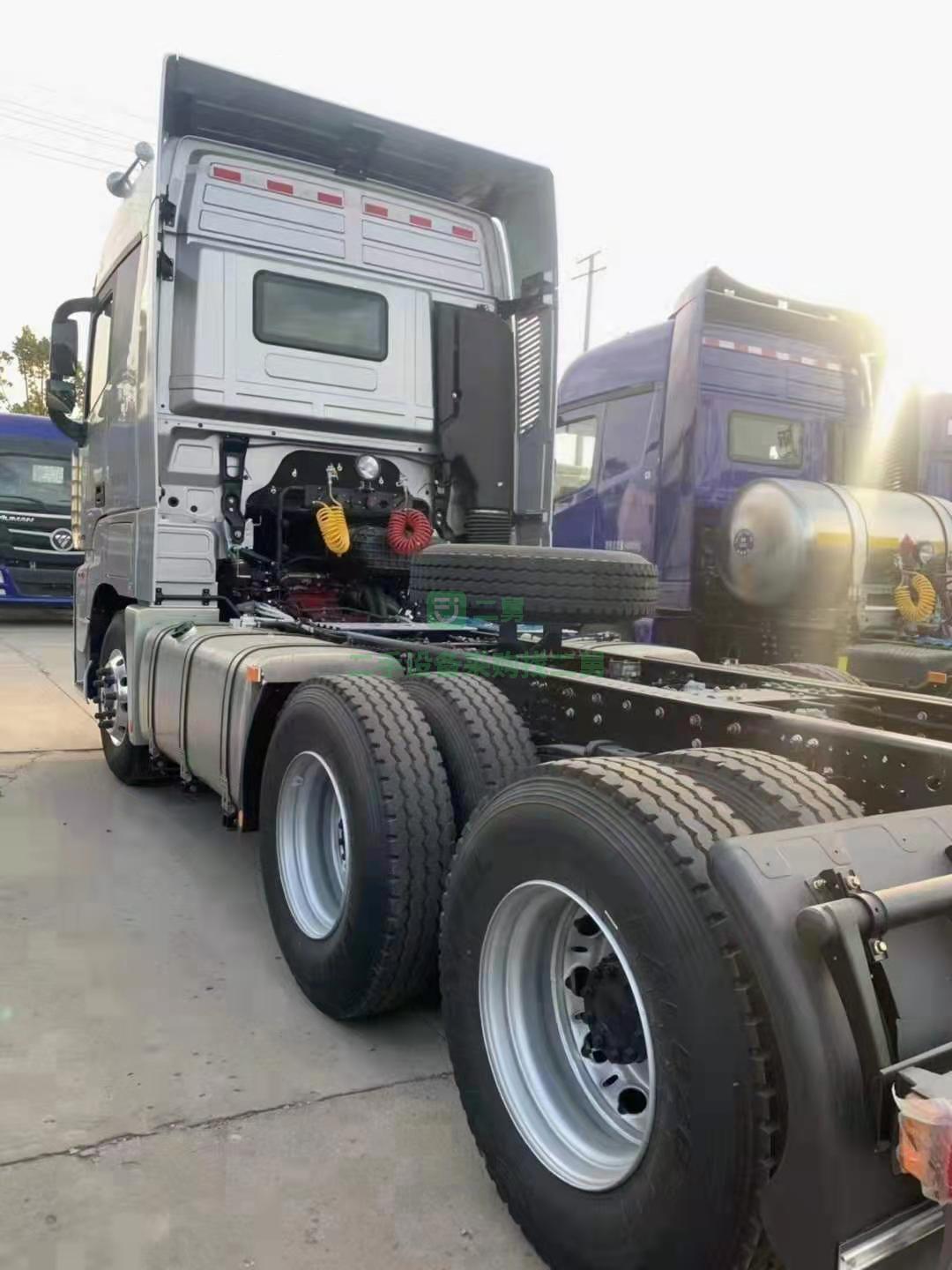 出售一臺歐曼560自動擋帶液緩純新車牽引車