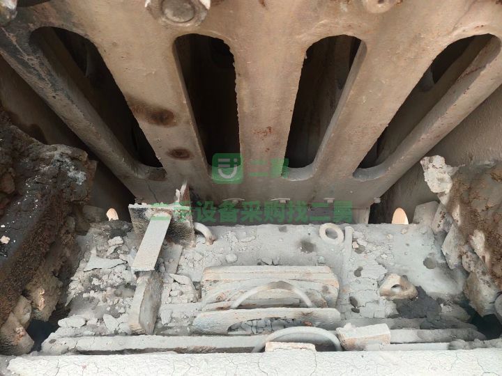 出售二手上海路橋600/900型鄂式破碎機(jī)，需要聯(lián)系。