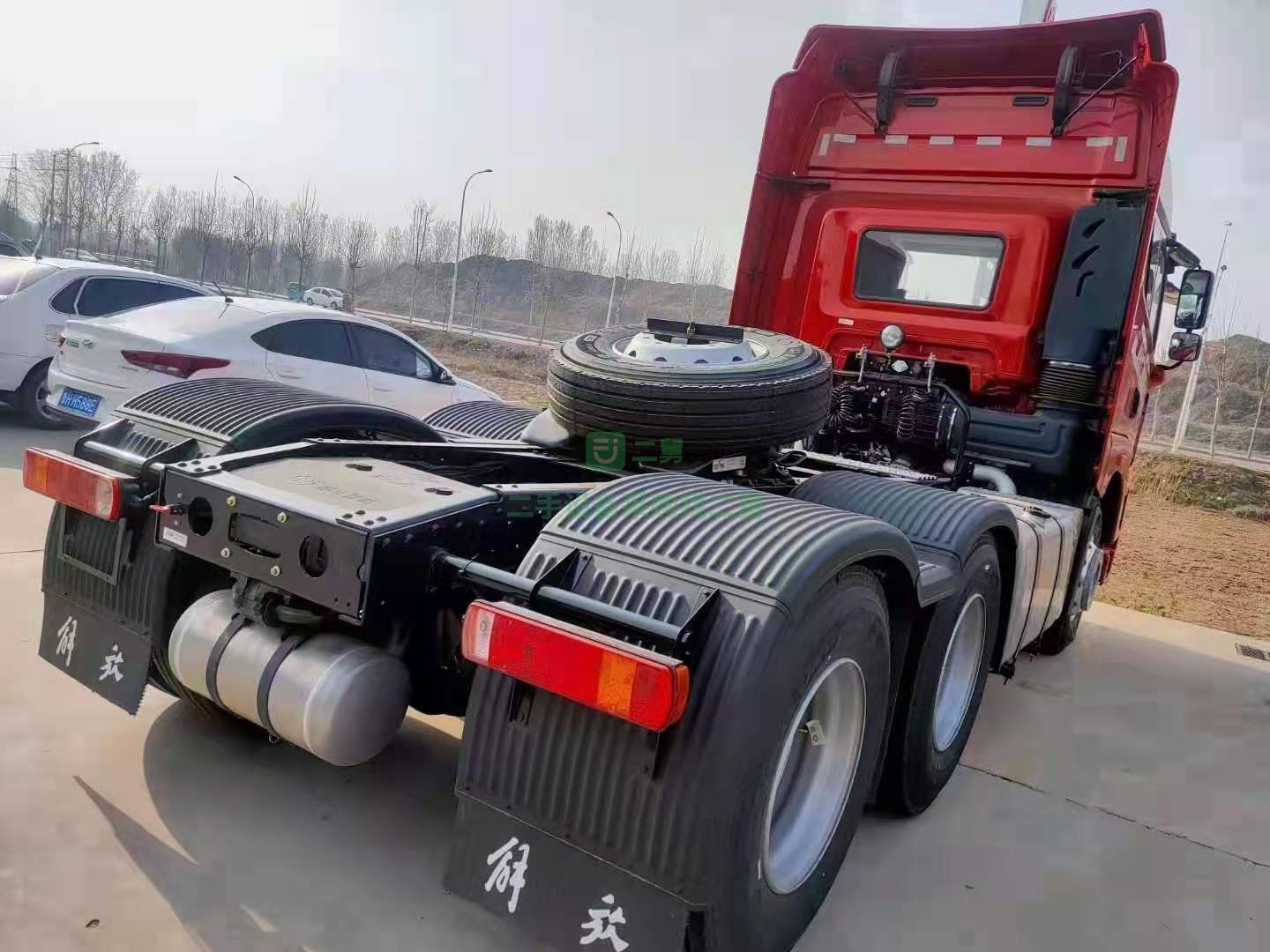 出售精品一汽青島480馬力卓越版牽引車，國五排放