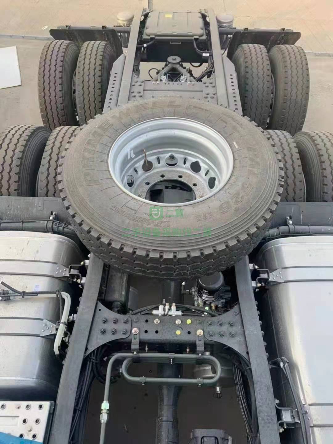 出售一臺歐曼560自動擋帶液緩純新車牽引車