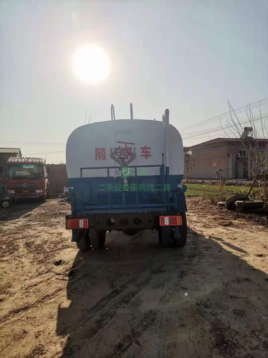 出售江淮戈?duì)柊l(fā)12噸灑水車賣3.3萬