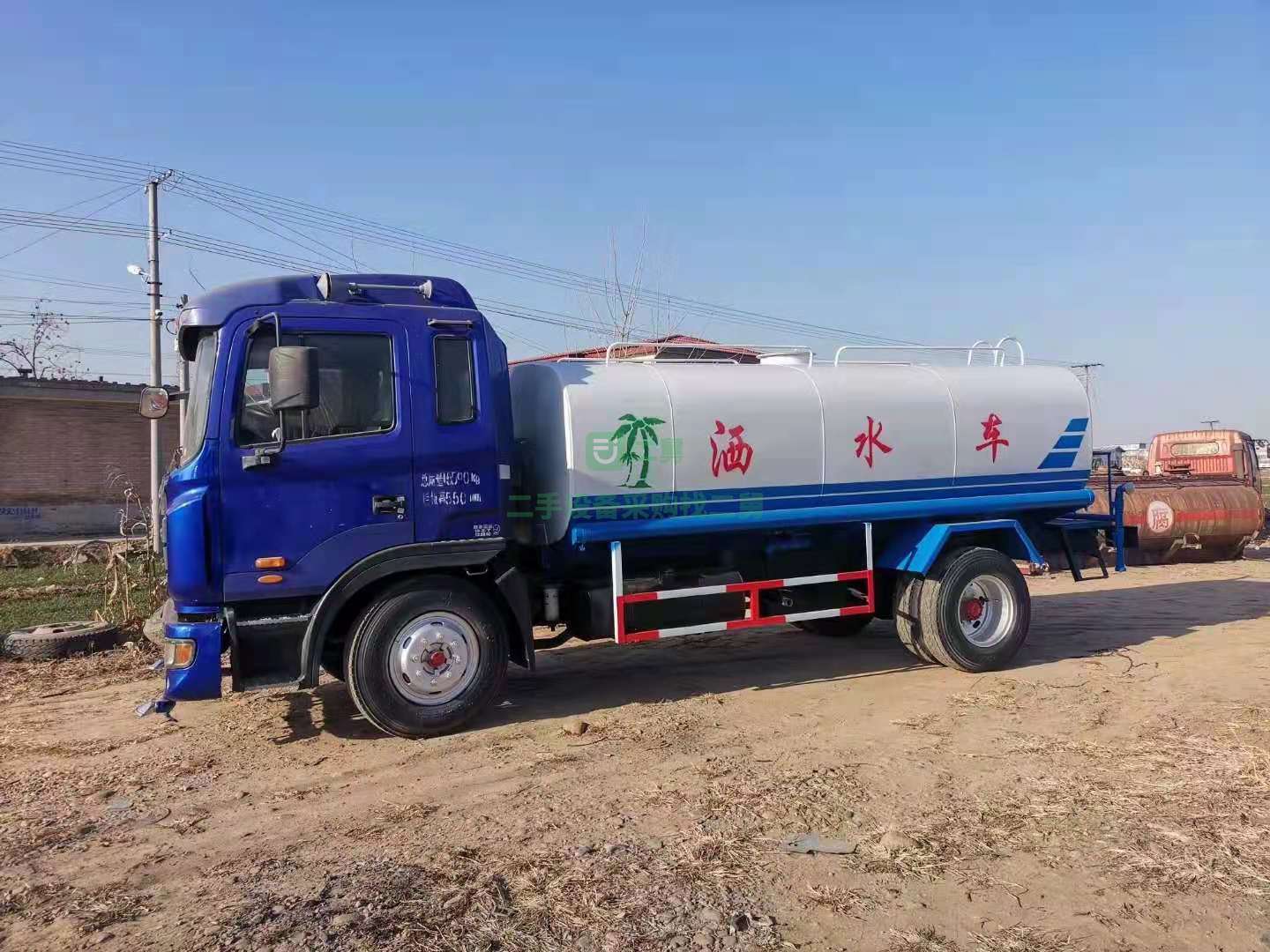 出售江淮戈?duì)柊l(fā)12噸灑水車賣3.3萬