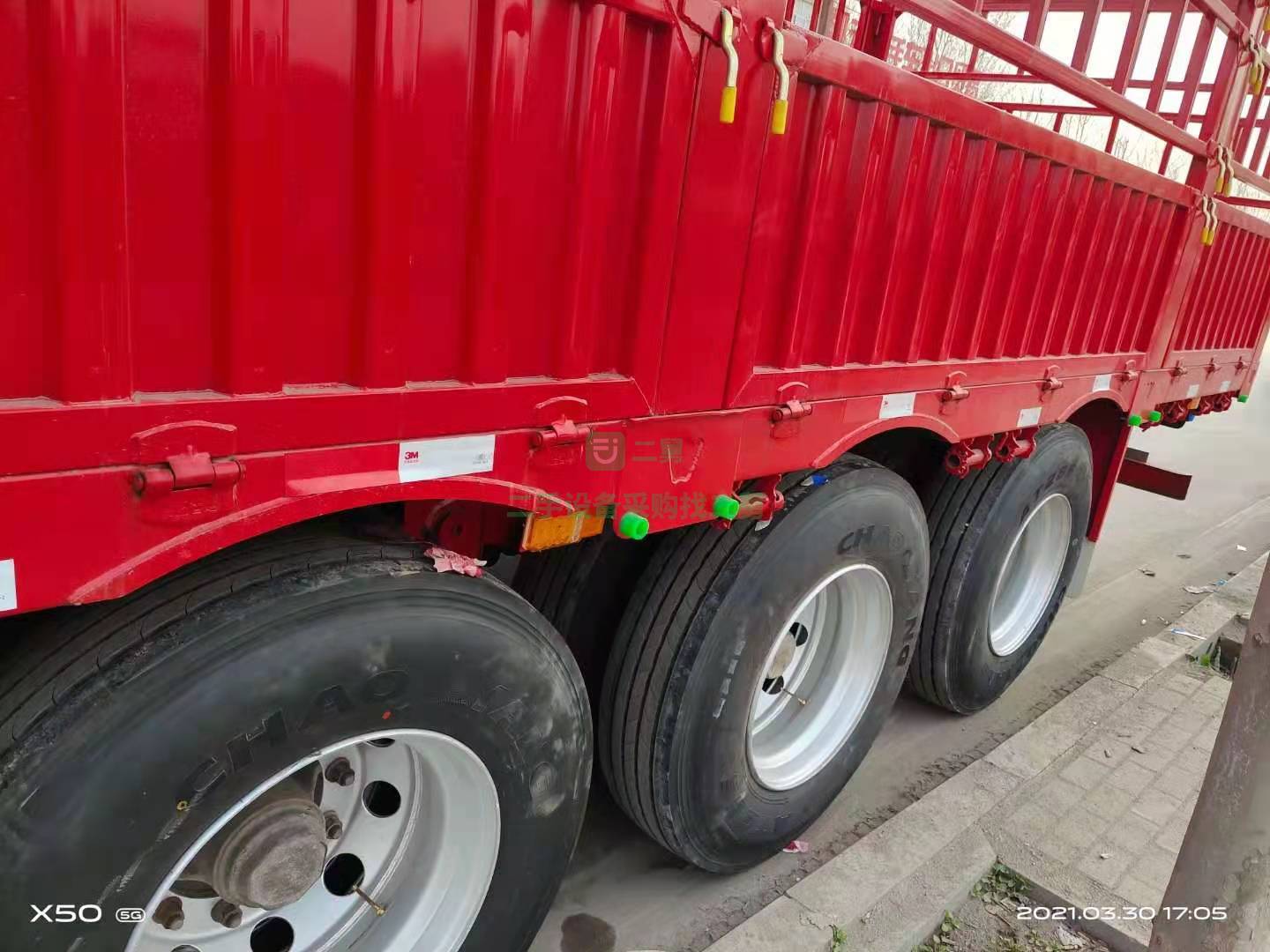低價出售一臺輕量化純新車，高低花籃掛半掛車