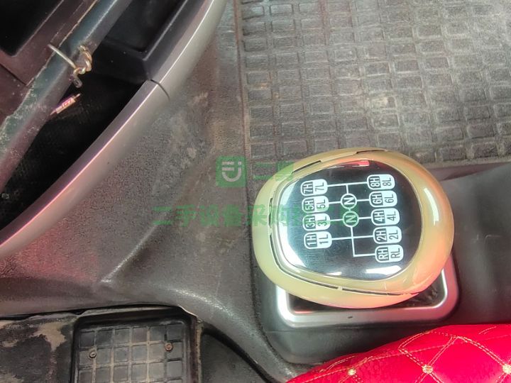 出售17年重汽豪沃440馬力牽引車，德國曼發動機重汽變速箱