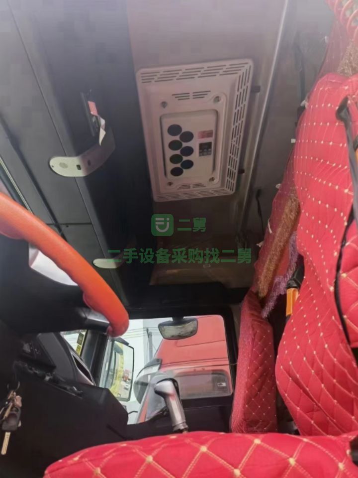 出售精品汕德卡540馬力牽引車，采埃孚，16速帶液緩