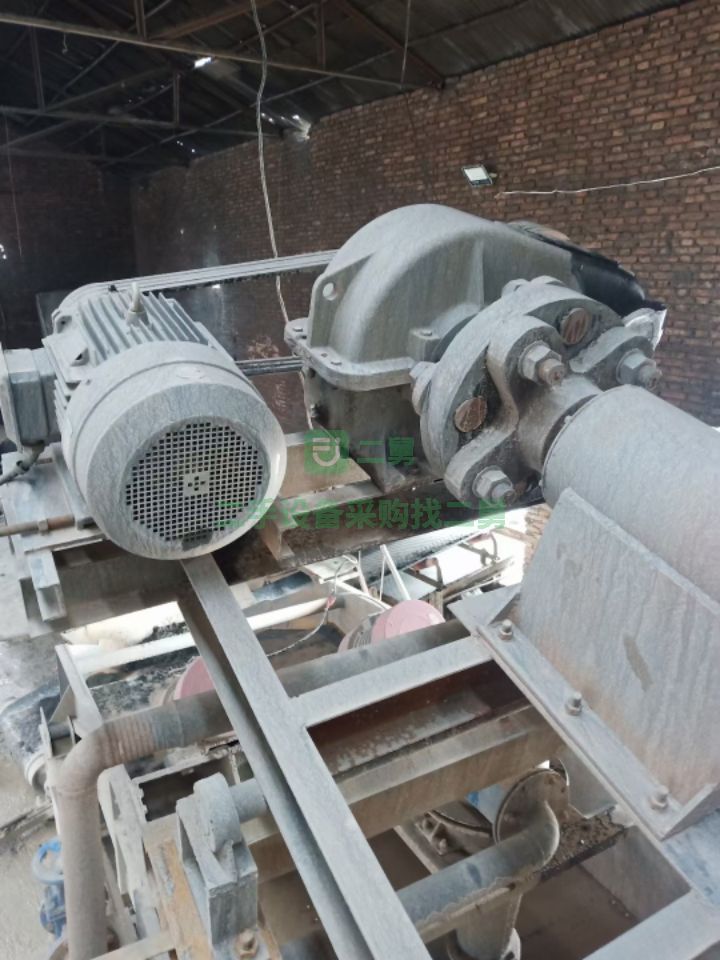 出售九成新的鄭州廠家1590型螺旋洗沙機