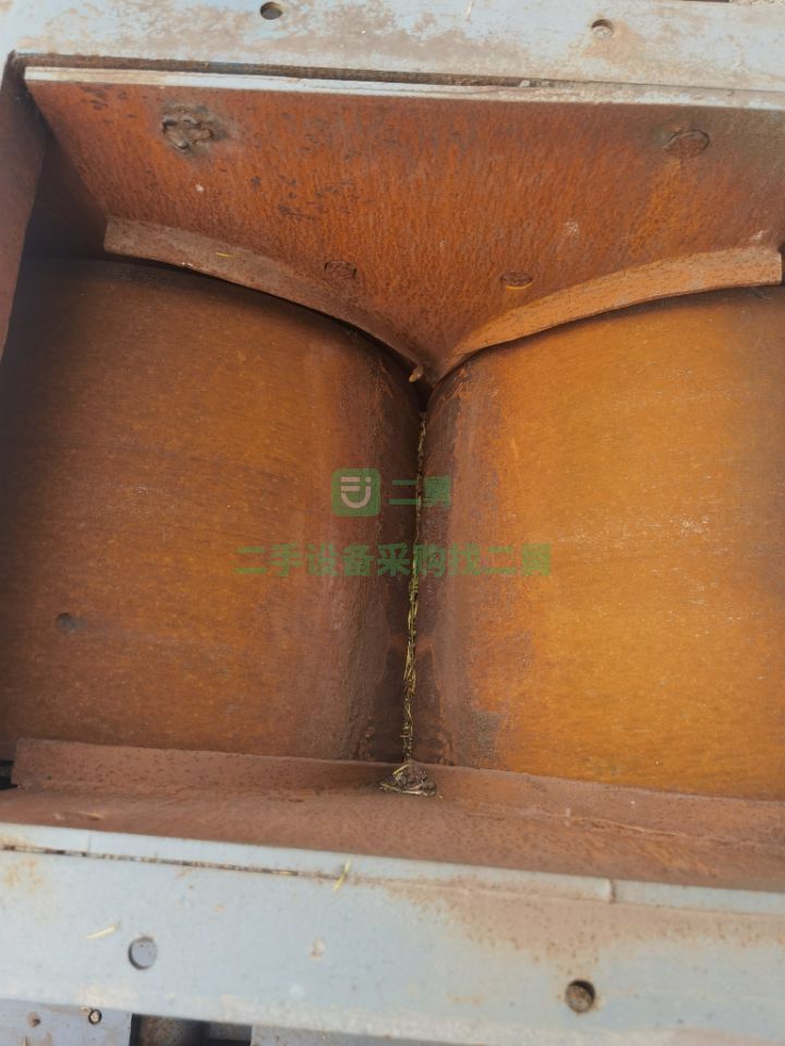 出售二手400/600型對(duì)輥制砂機(jī)現(xiàn)貨