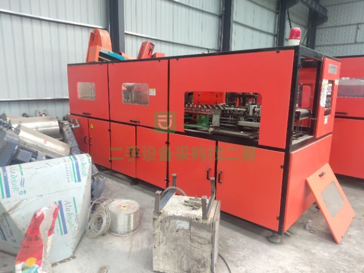 山東出售二手八成新的景湟HSlSB–12全自動吹瓶機