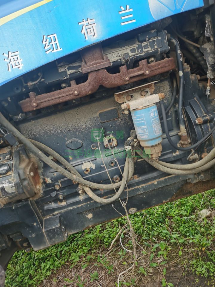 出售二手八成新的紐柯蘭1354拖拉機