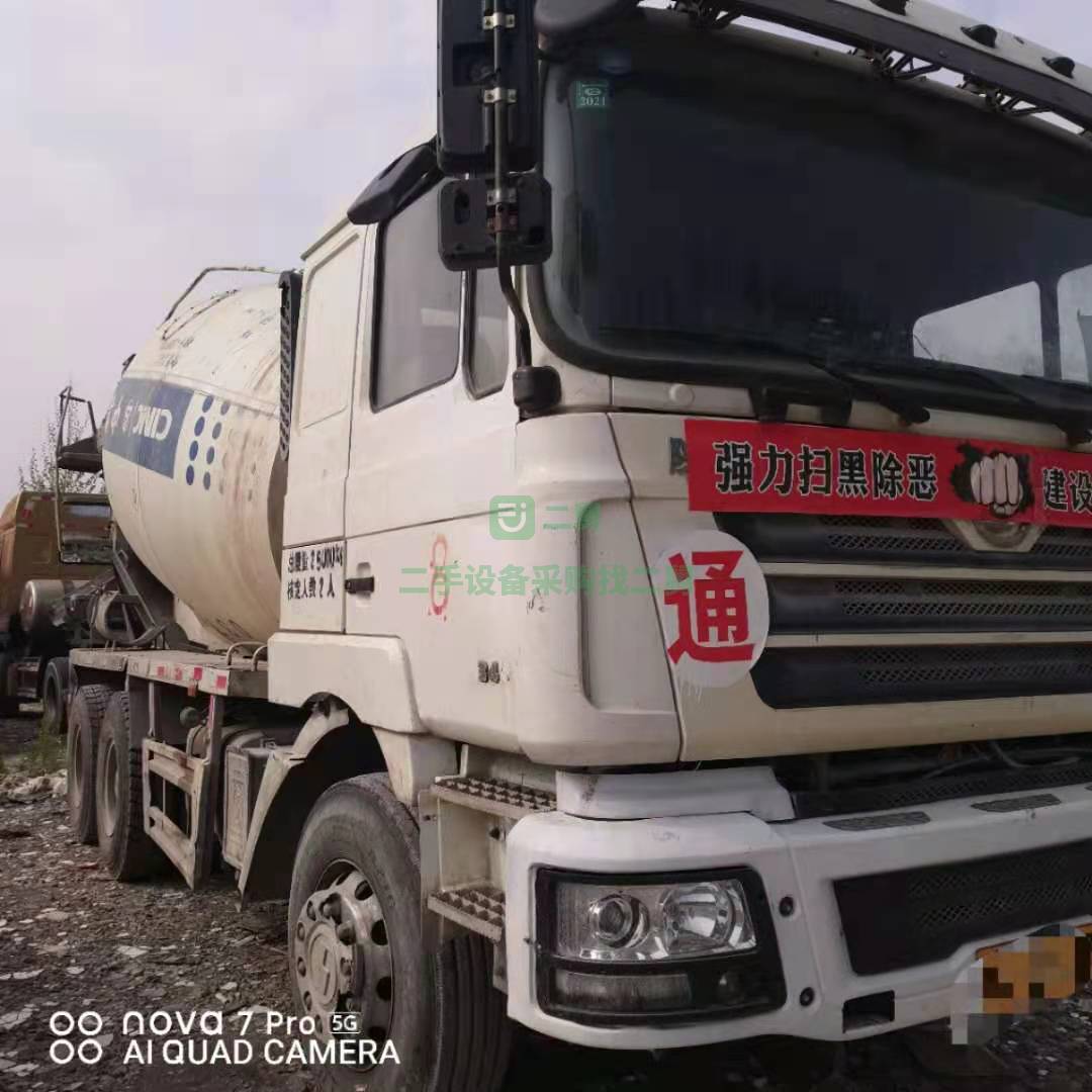 出售一臺13年5月德龍攪拌車，國三大12方