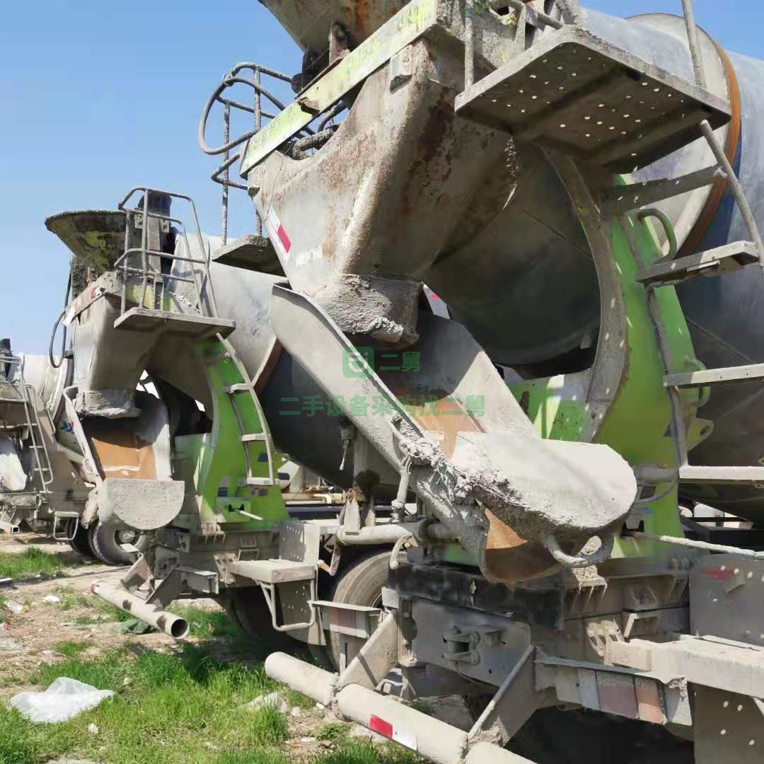 急售一臺16年德龍國四排放攪拌車，濰柴發動機，336馬力