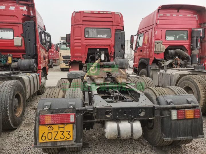 出售17年德龍新M3000牽引車，430馬力，濰柴發動機
