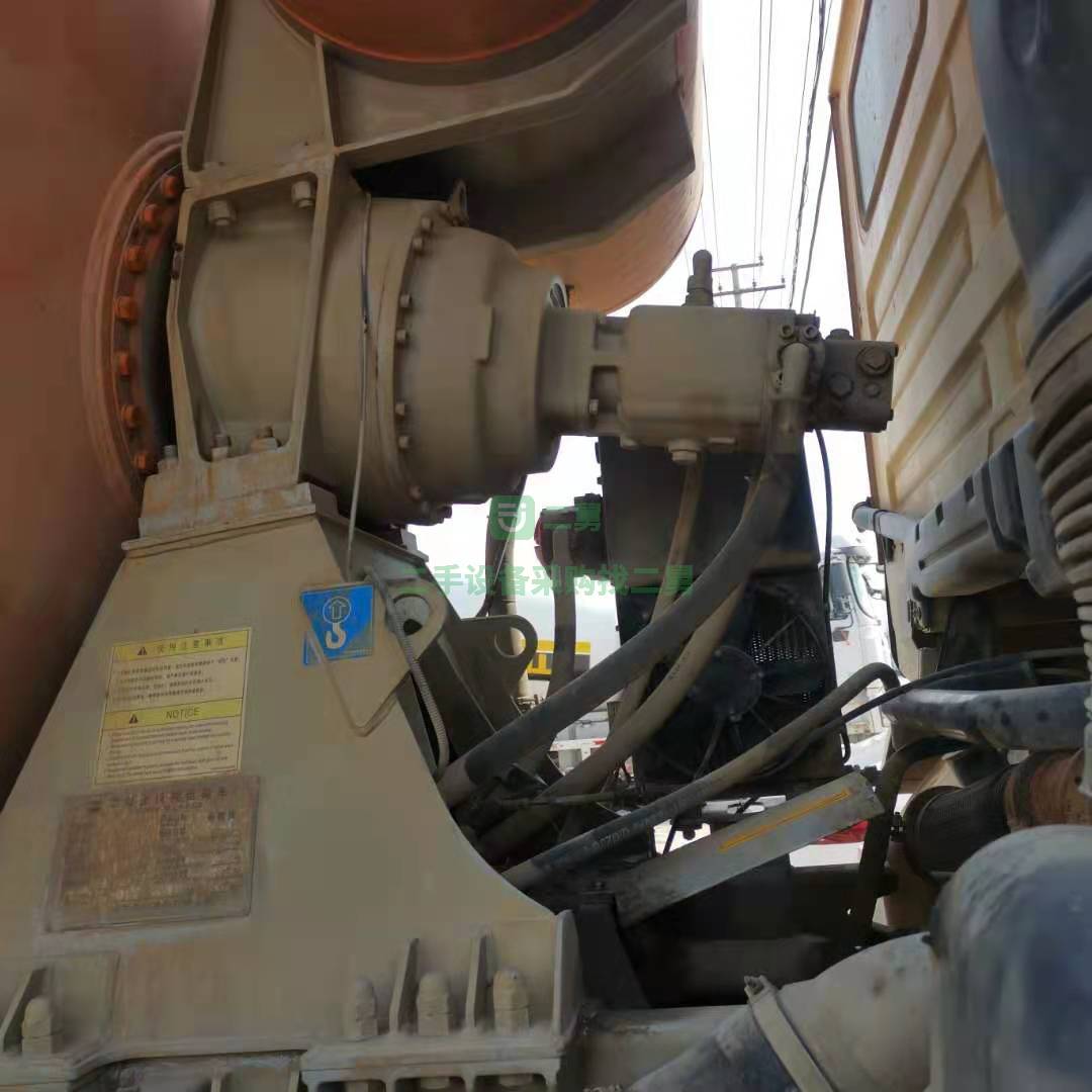 出售一臺15年德龍國四排放攪拌車，濰柴發動機，375馬力