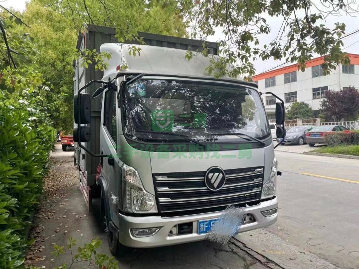上海出租一臺二手的福田寬體廂貨貨車