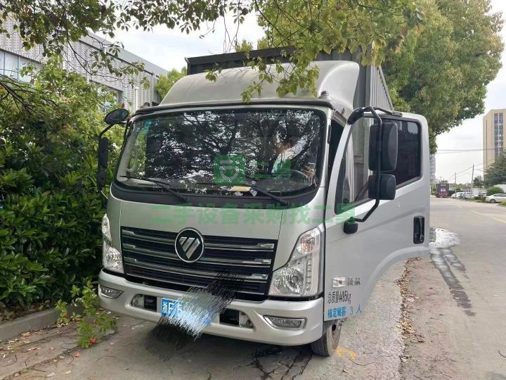 上海出租一臺二手的福田寬體廂貨貨車